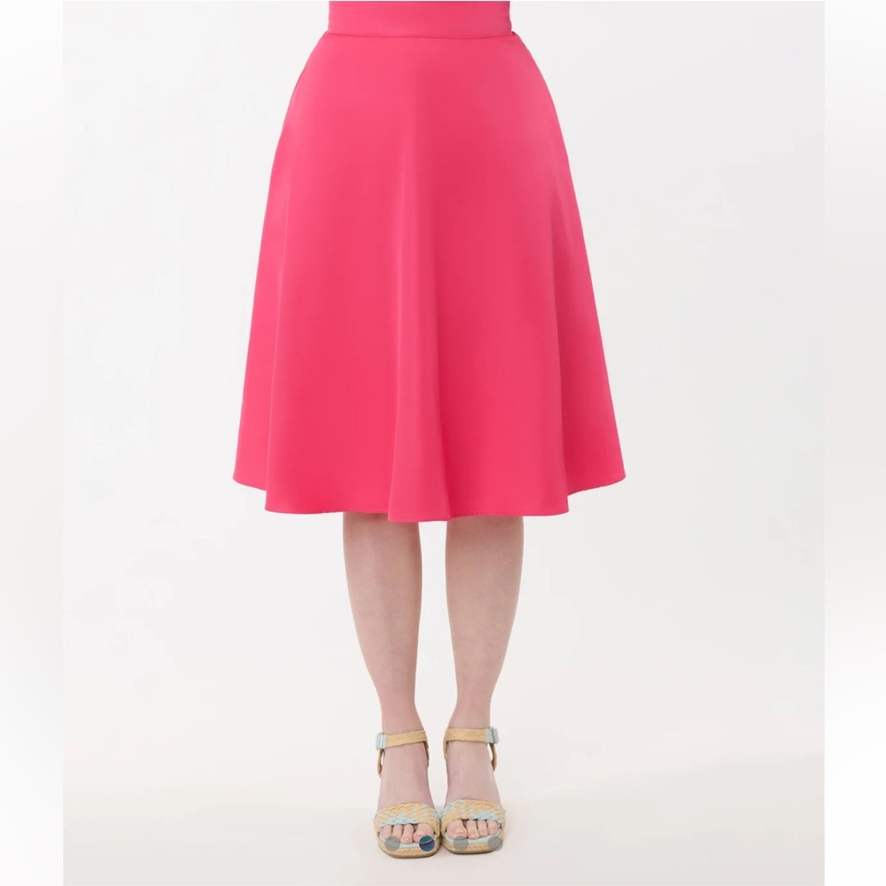NWT Unique Vintage 1950s
Hot Pink High Waist
Vivian Swing Skirt - Picture 2 of 13
